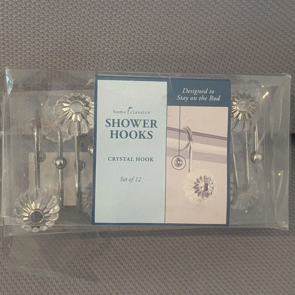New Home Classics Crystal Shower Hooks Set of 12 Clear Floral Silver Tone